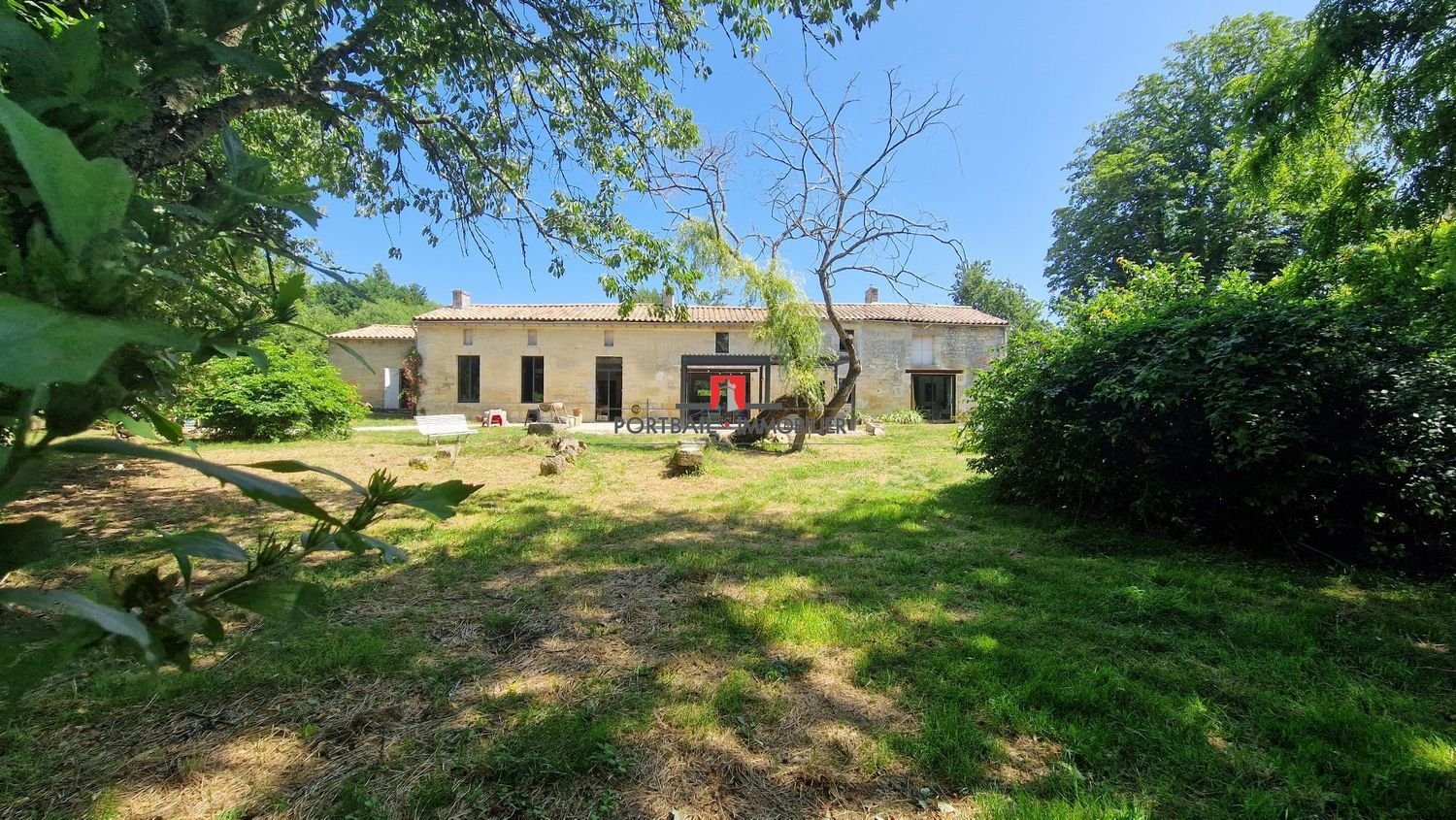 Maison à vendre, 207m², Prignac-et-Marcamps