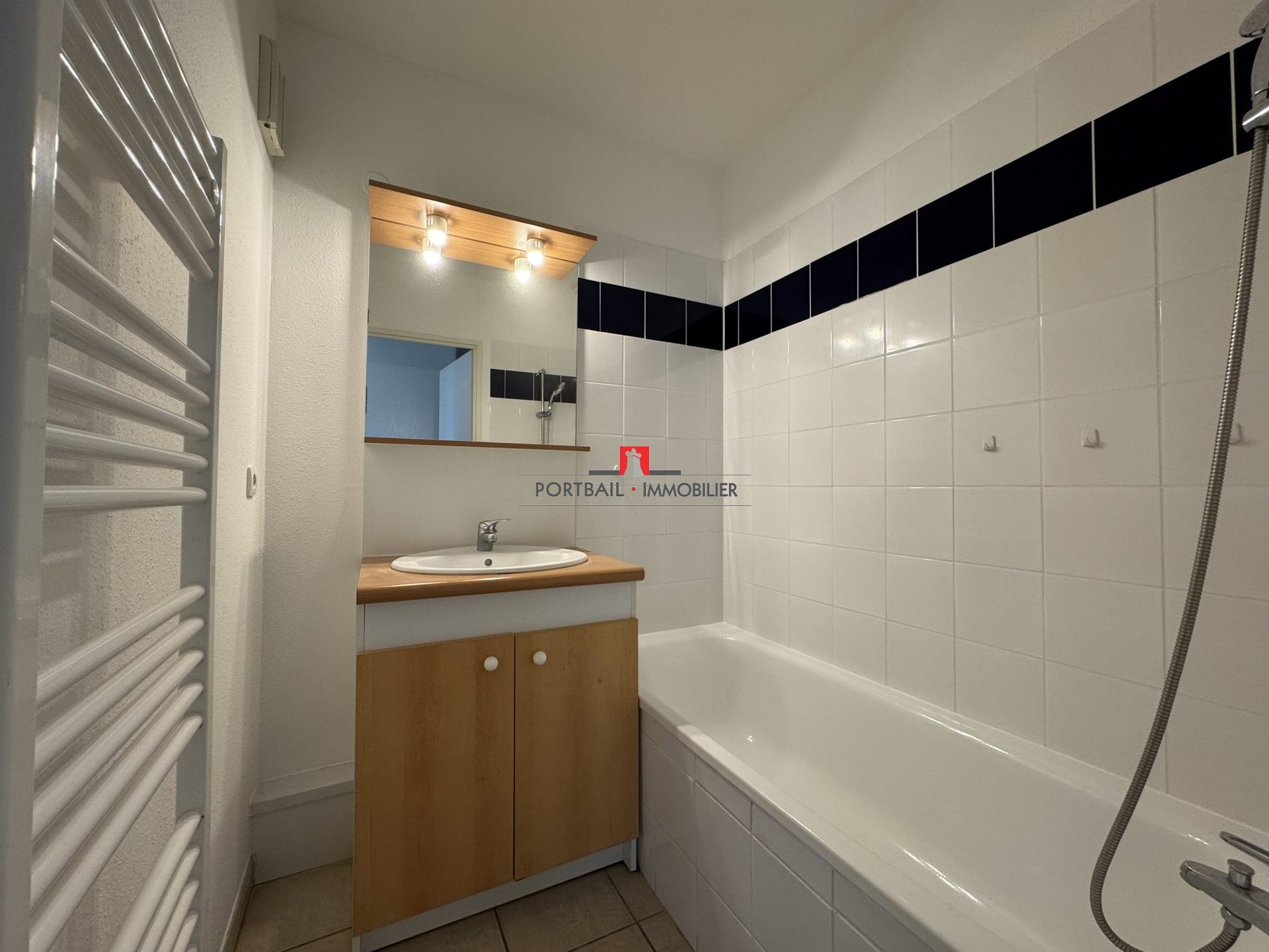 Appartement à louer, 41m², Blaye
