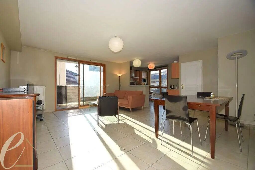 Appartement à louer, 85m², Lyon 8ème