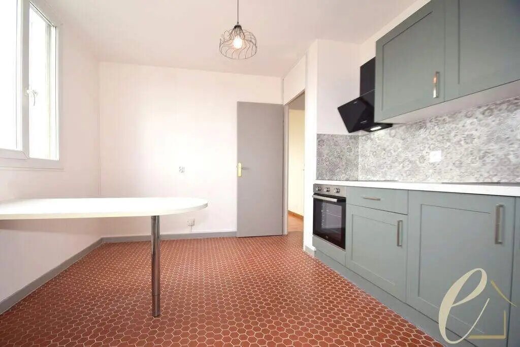 Appartement à louer, 81m², Lyon 8ème