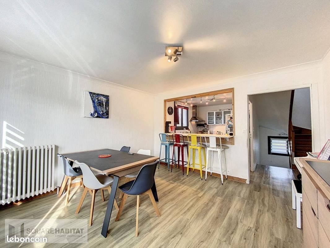 Maison à vendre, 182m², Montfort-sur-Meu