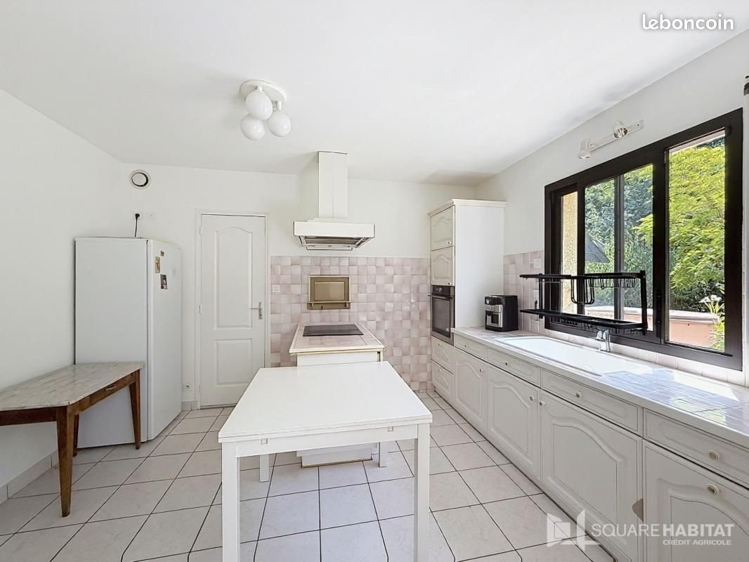 Maison à louer, 135m², Montfort-sur-Meu