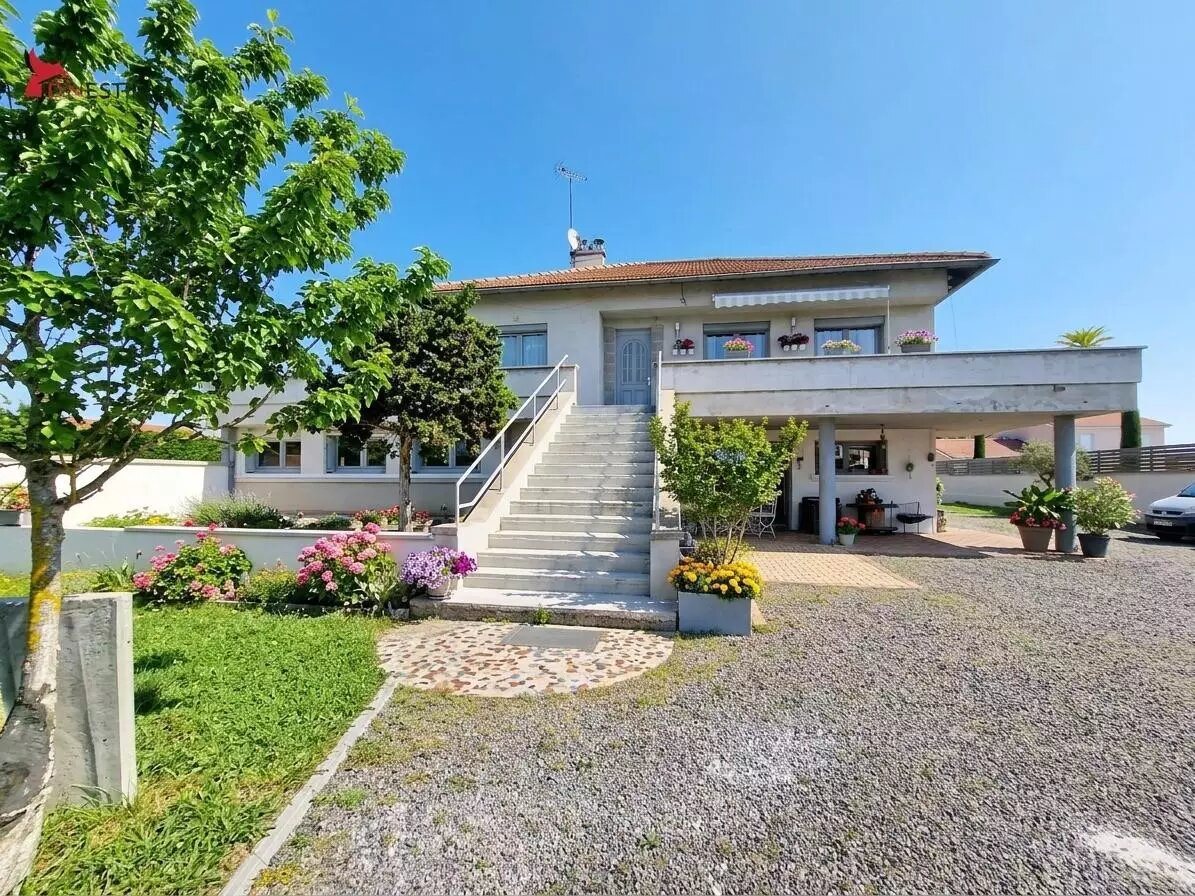 Maison à vendre, 135m², L'Hôpital-le-Grand