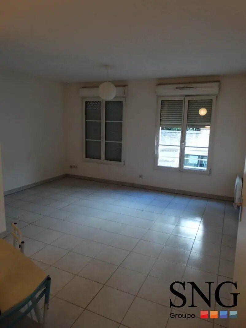 Appartement à louer, 40m², Sedan