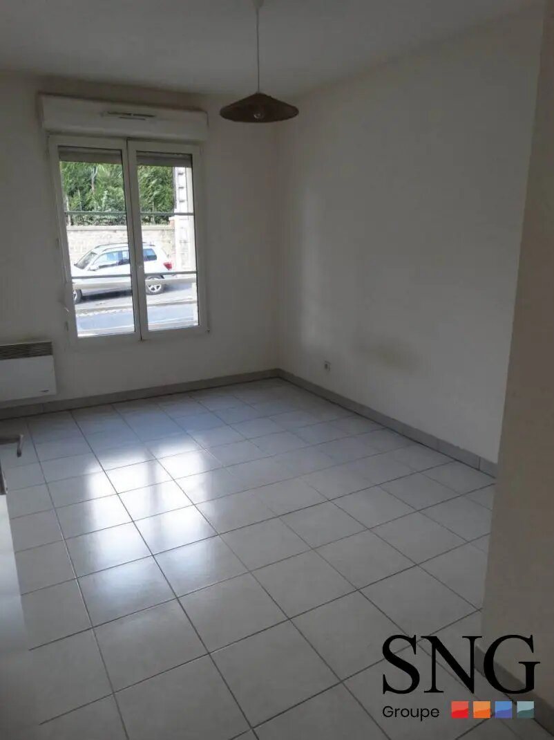 Appartement à louer, 40m², Sedan