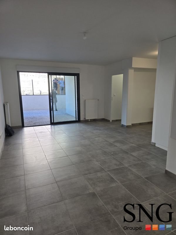 Appartement à louer, 68m², Vaux-le-Pénil