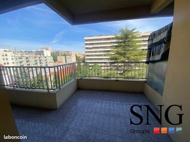 Appartement à louer, 56m², Marseille 5ème