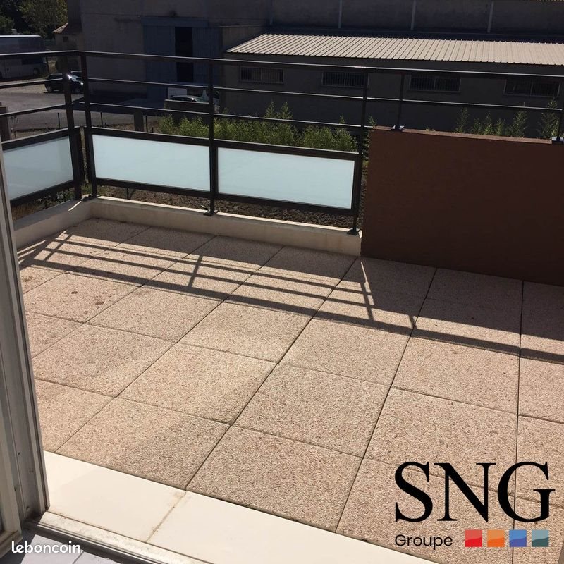 Appartement à louer, 40m², Garons