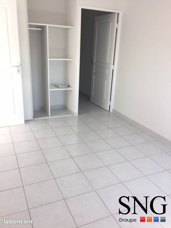 Appartement à louer, 40m², Garons