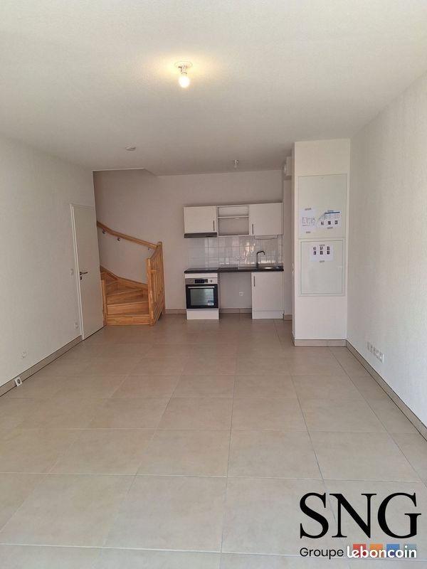 Appartement à louer, 82m², Nîmes