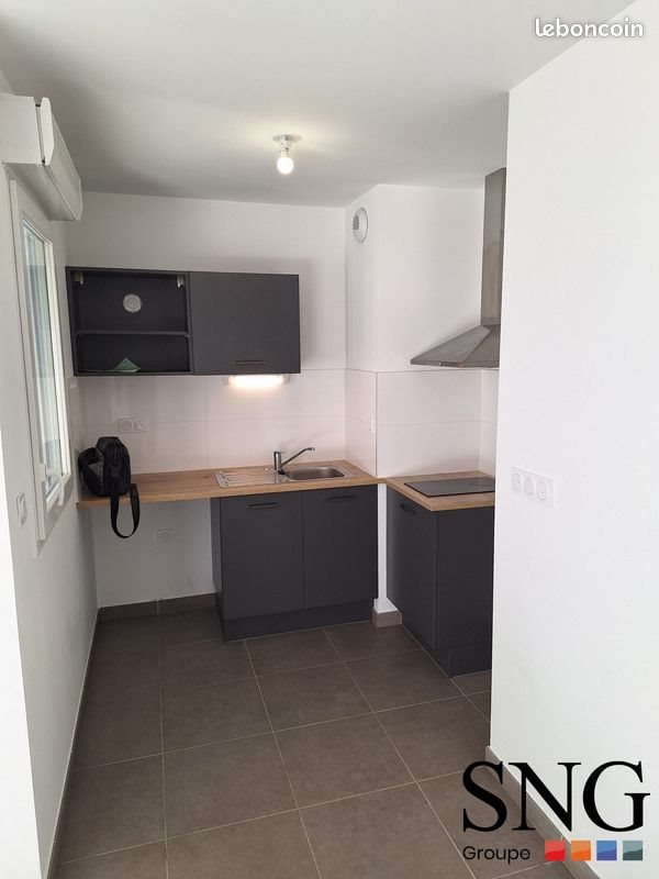 Appartement à louer, 41m², Nîmes