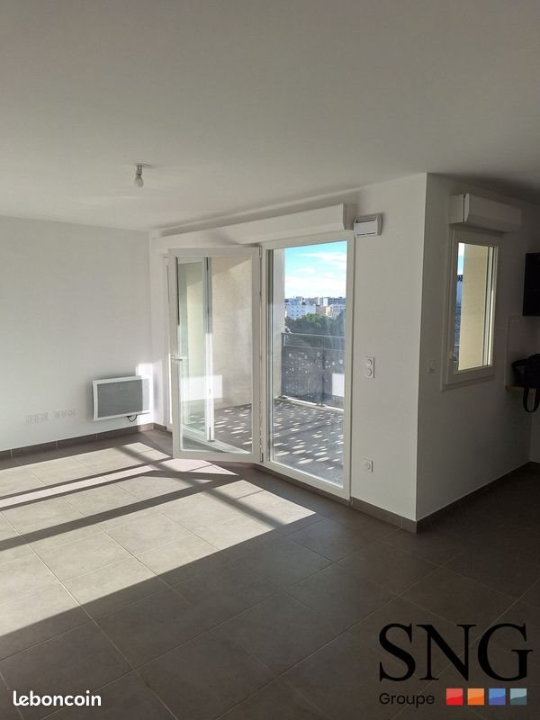 Appartement à louer, 41m², Nîmes