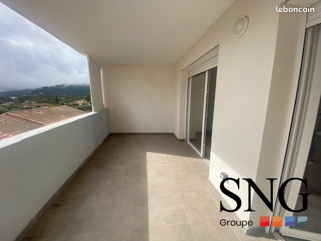 Appartement à louer, 49m², Le Luc