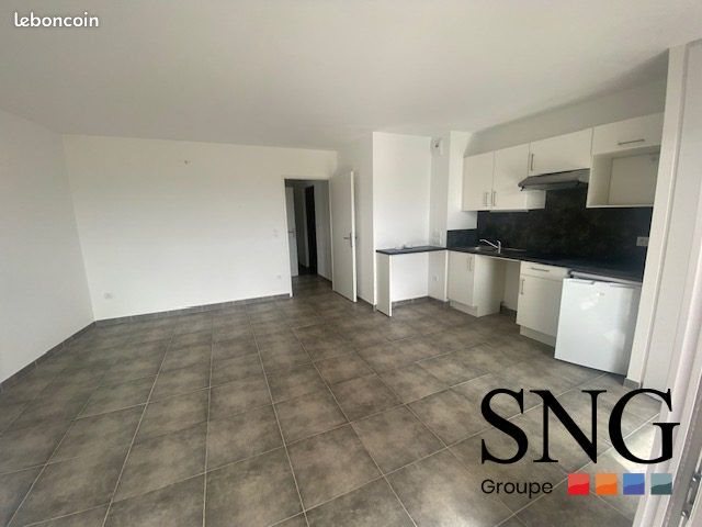 Appartement à louer, 49m², Le Luc