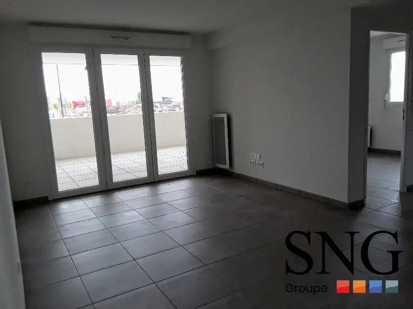 Appartement à louer, 68m², Pollestres