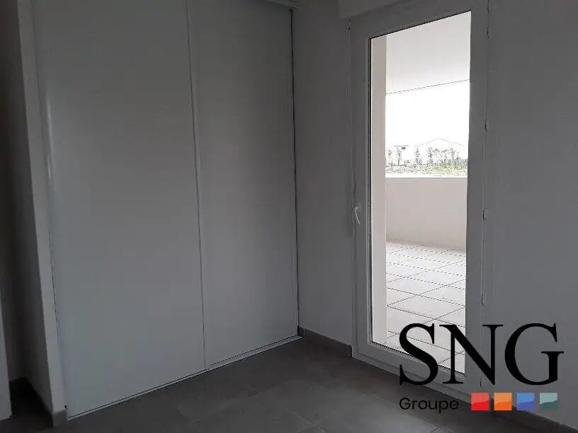 Appartement à louer, 68m², Pollestres
