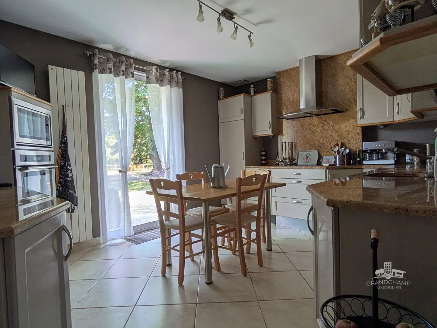 Maison à vendre, 171m², Grandchamp-des-Fontaines