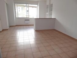 Appartement à louer, 54m², Joyeuse