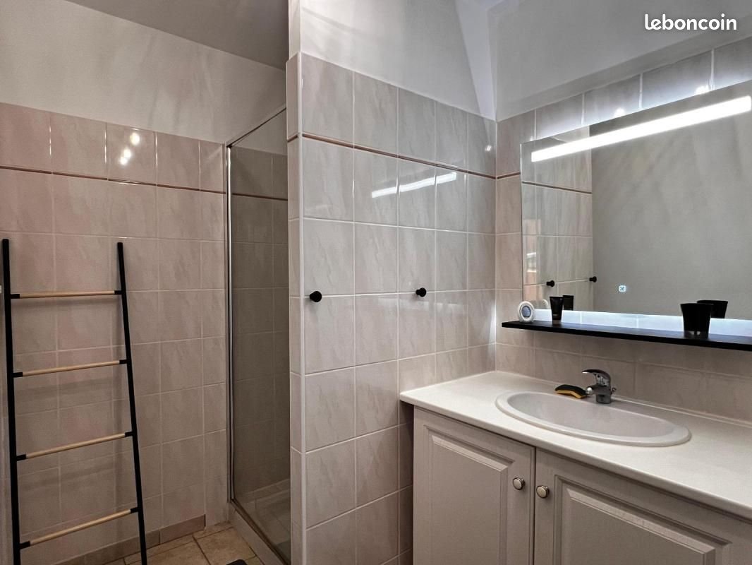 Appartement à louer, 41m², Vals-les-Bains