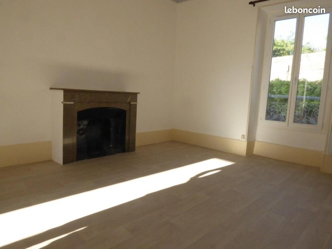 Appartement à louer, 43m², Aubenas