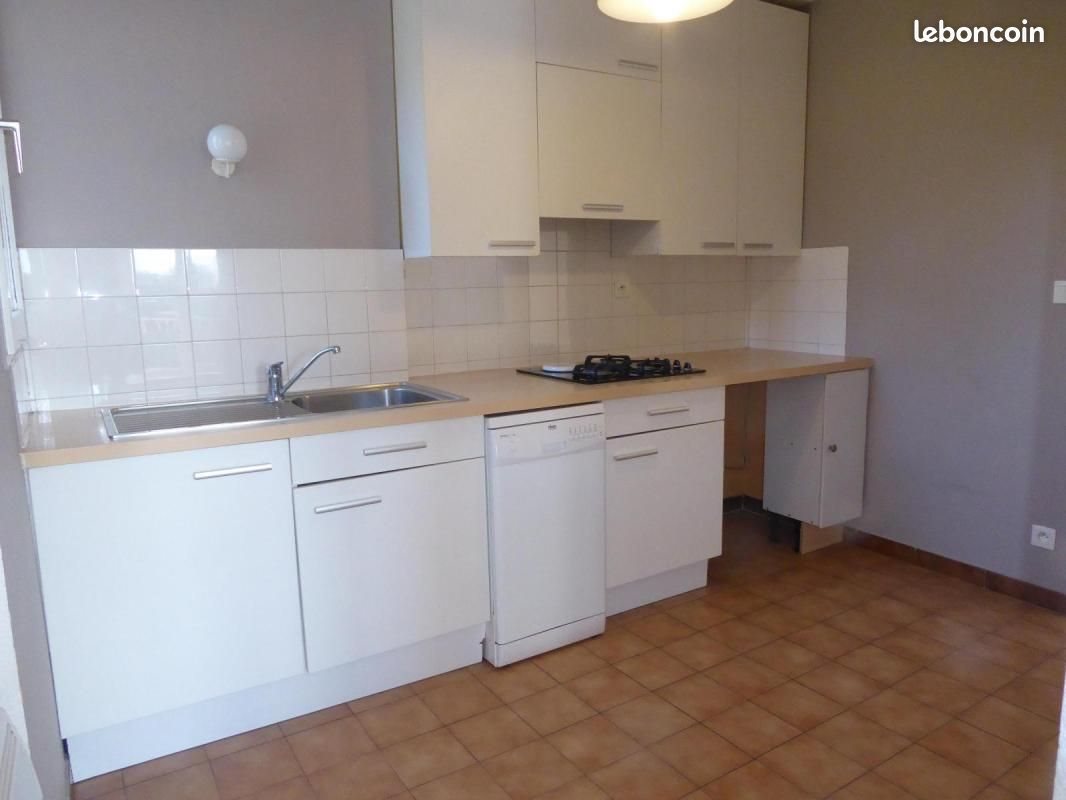 Appartement à louer, 55m², Aubenas