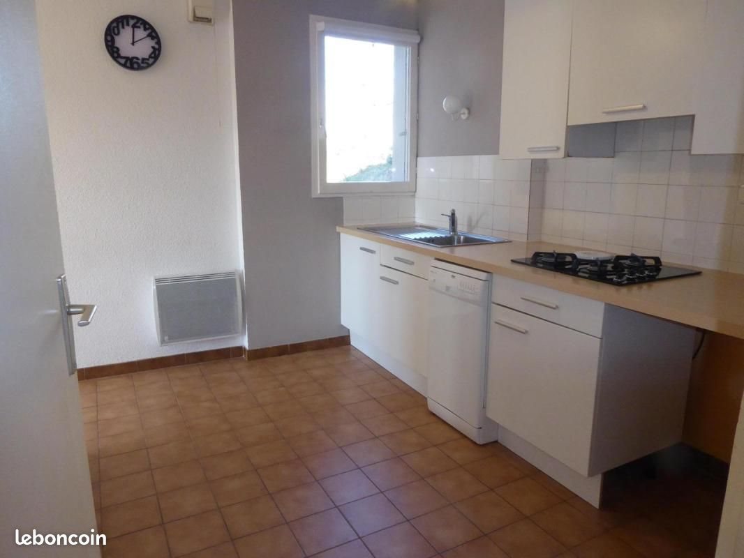 Appartement à louer, 55m², Aubenas
