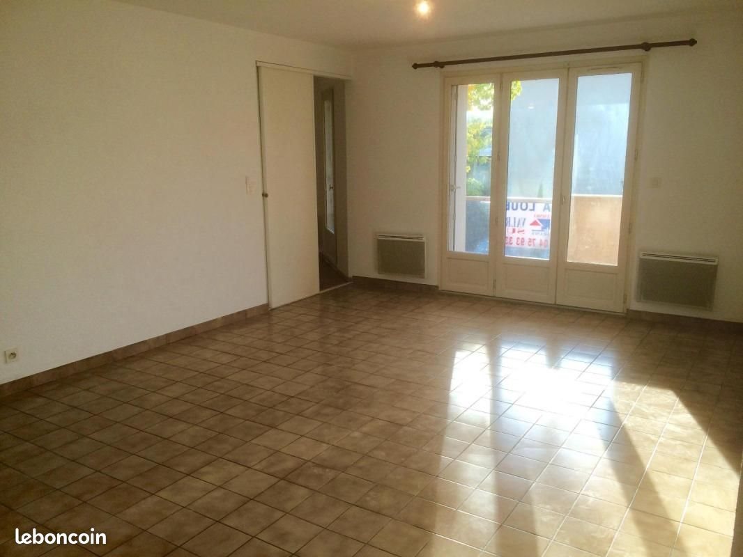 Appartement à louer, 65m², Aubenas