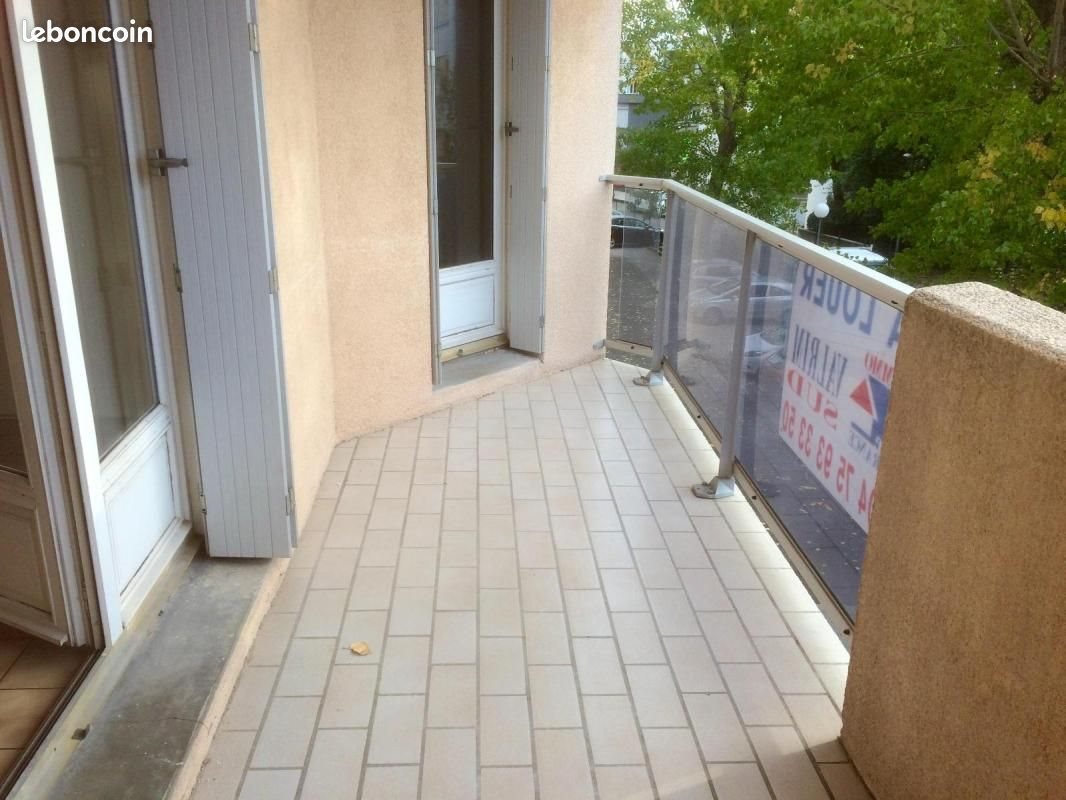 Appartement à louer, 65m², Aubenas