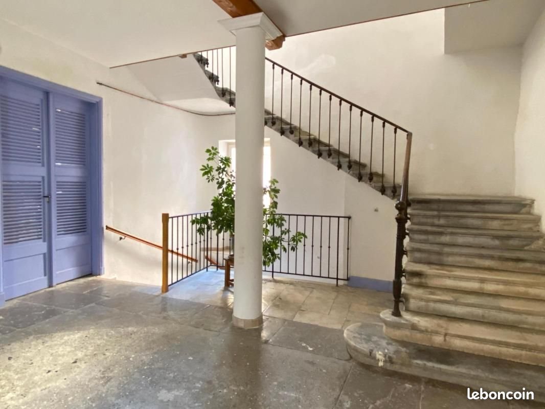Appartement à louer, 63m², Villeneuve-de-Berg