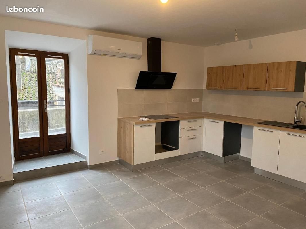 Appartement à louer, 69m², Les Vans