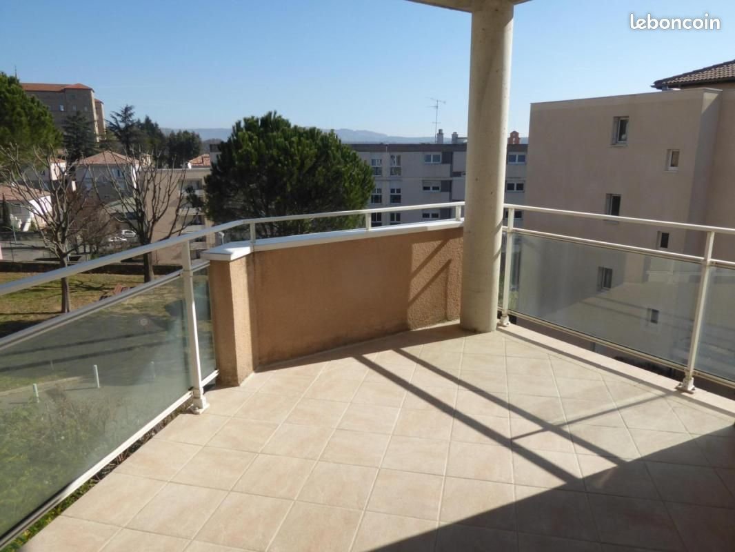 Appartement à louer, 50m², Aubenas