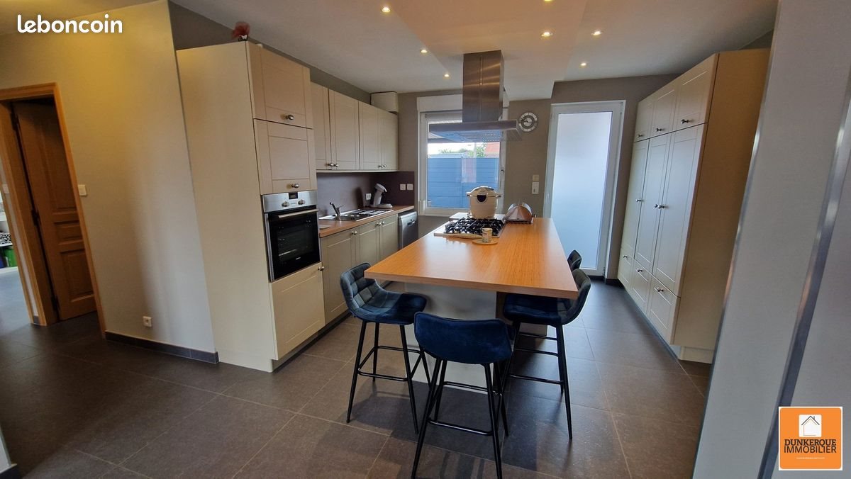 Maison à vendre, 167m², Winnezeele