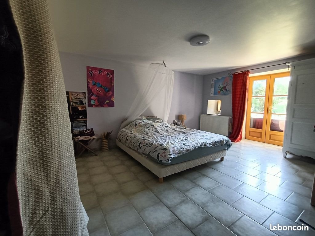 Maison à vendre, 200m², Saint-Pourçain-sur-Sioule