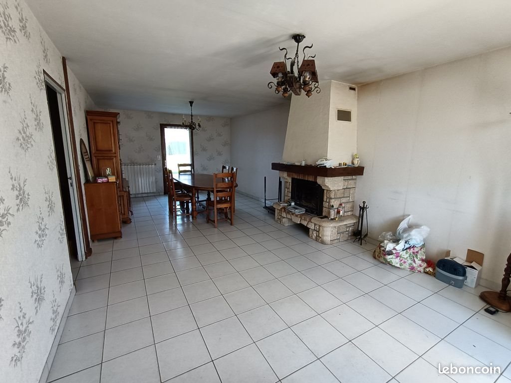 Maison à vendre, 125m², Montmarault