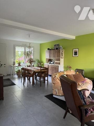 Maison à vendre, 104m², Plougoumelen