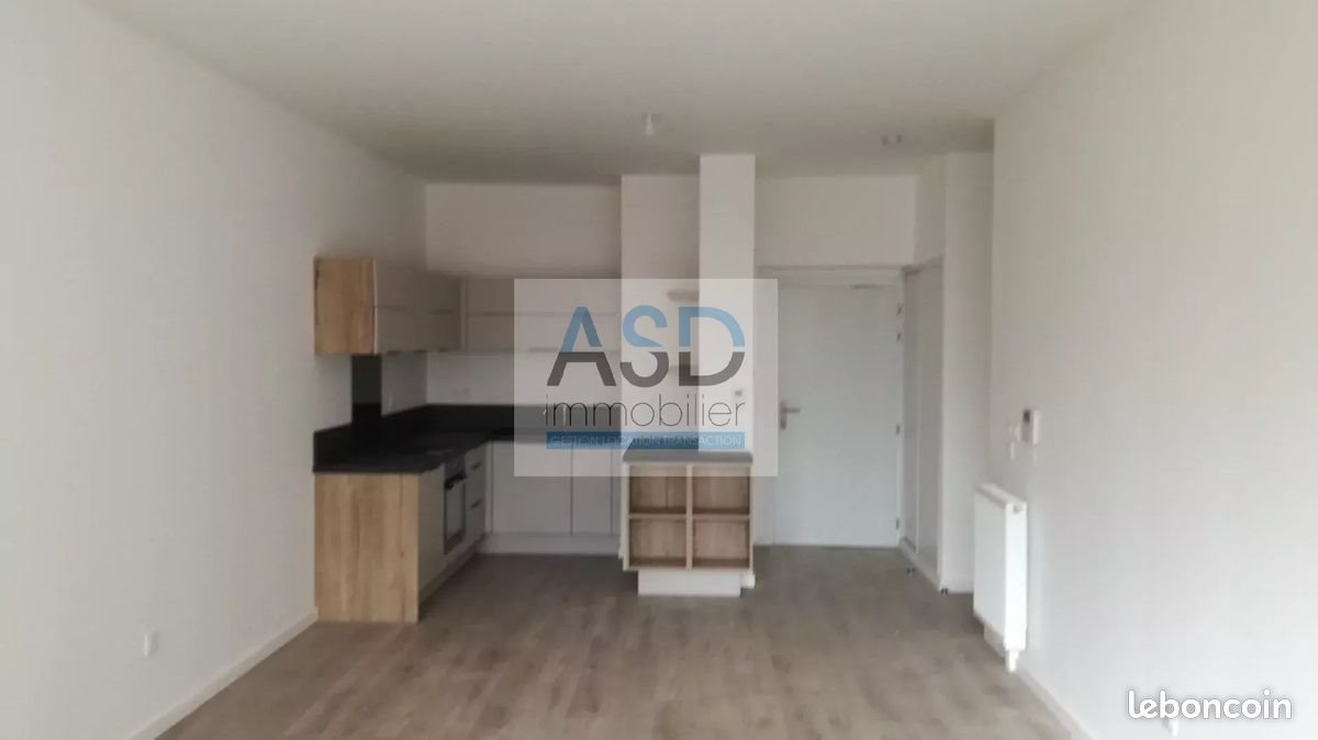 Appartement à louer, 70m², Lille