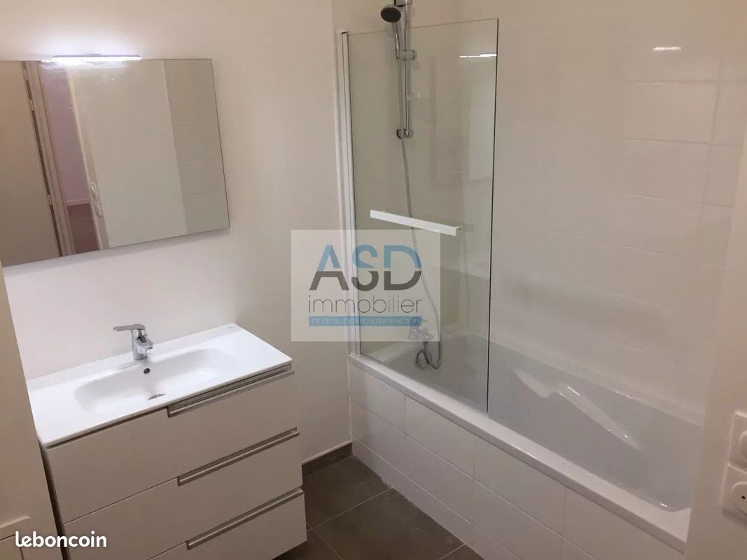 Appartement à louer, 70m², Lille