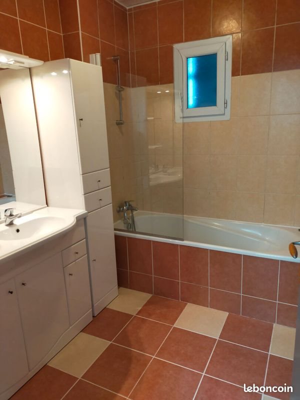 Maison à louer, 95m², Saint-Julien-des-Landes