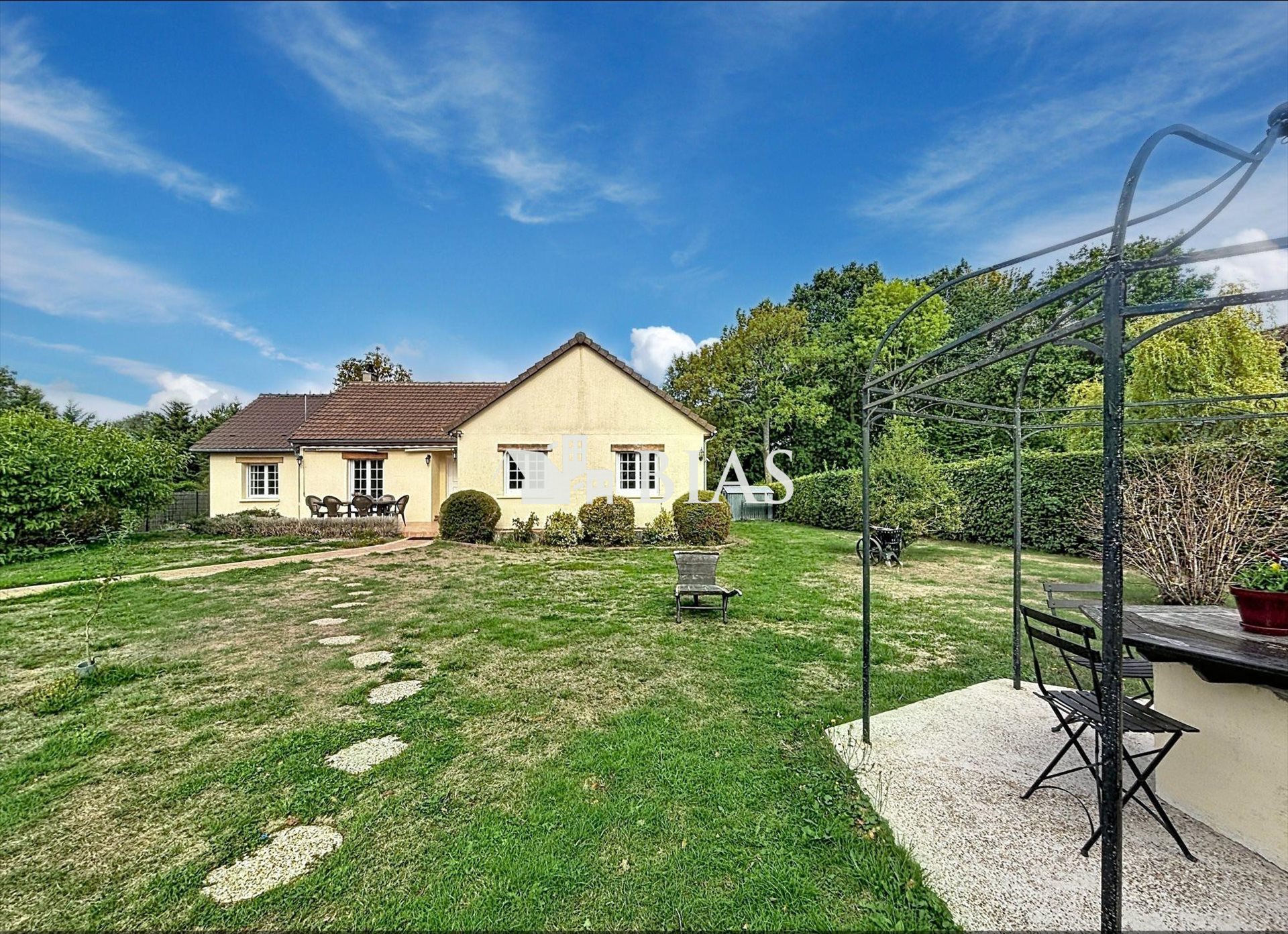 Maison à vendre, 124m², Heudebouville