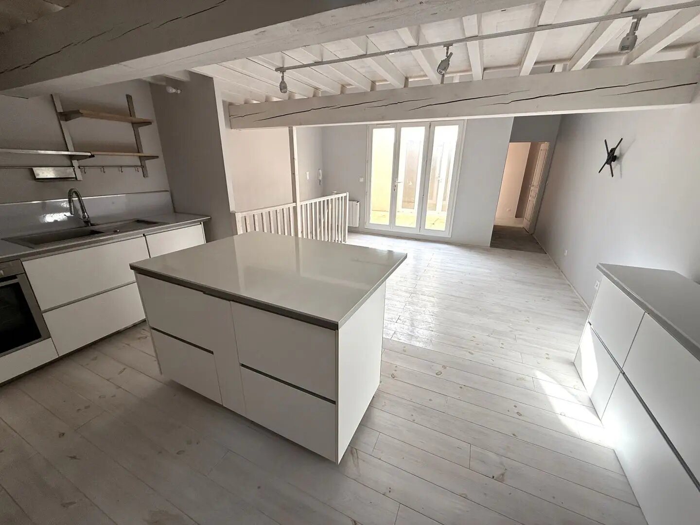 Maison à louer, 128m², Pezens