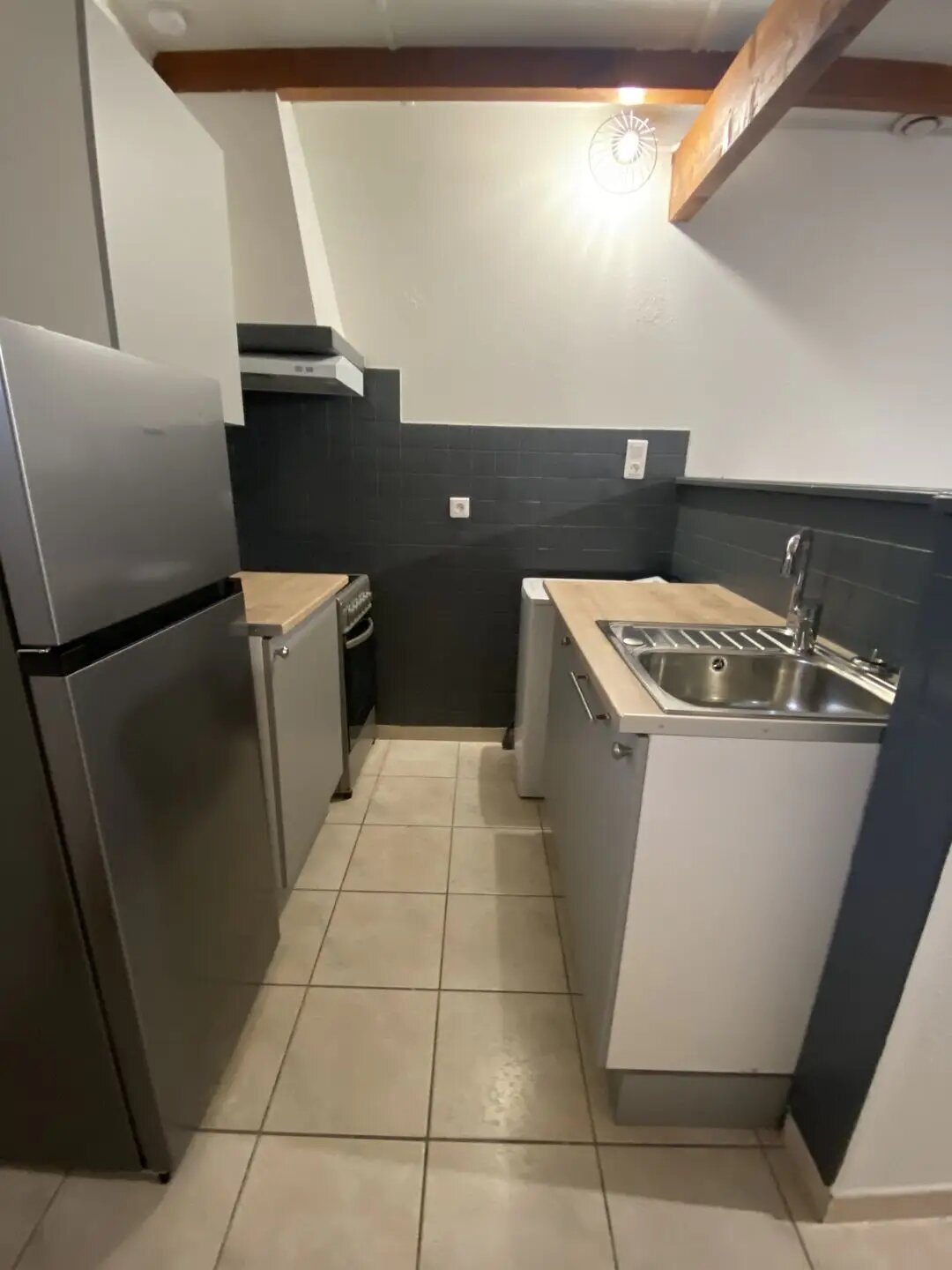 Maison à louer, 44m², Verzeille