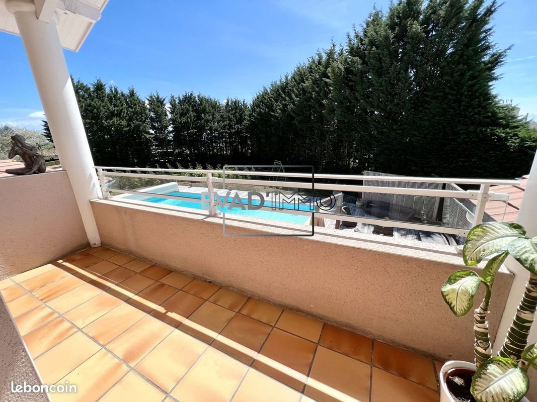 Maison à vendre, 180m², Chazelles-sur-Lyon