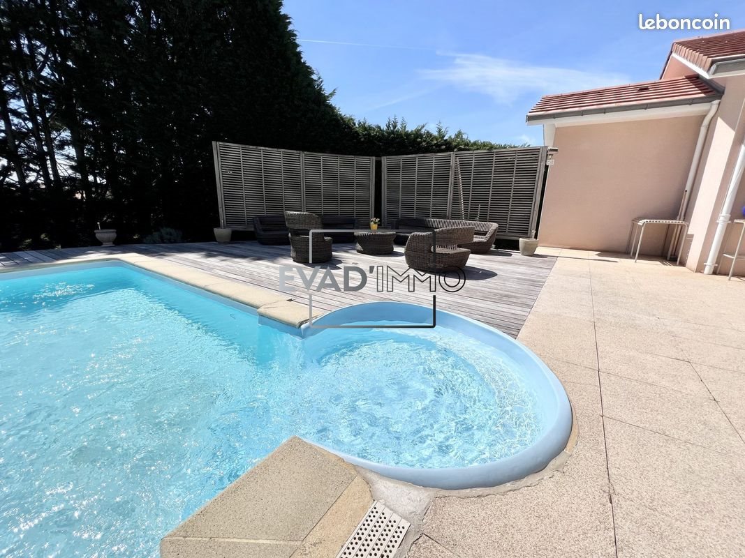 Maison à vendre, 180m², Chazelles-sur-Lyon