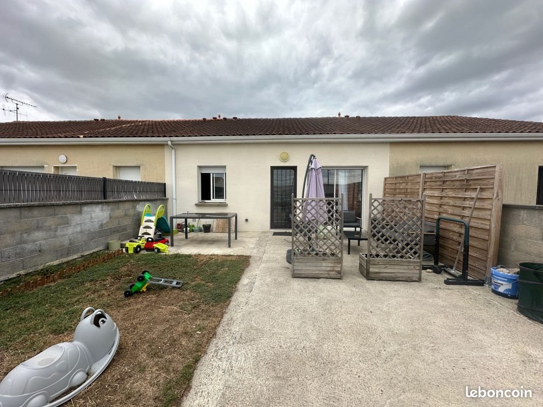 Maison à vendre, 108m², Roullet-Saint-Estèphe