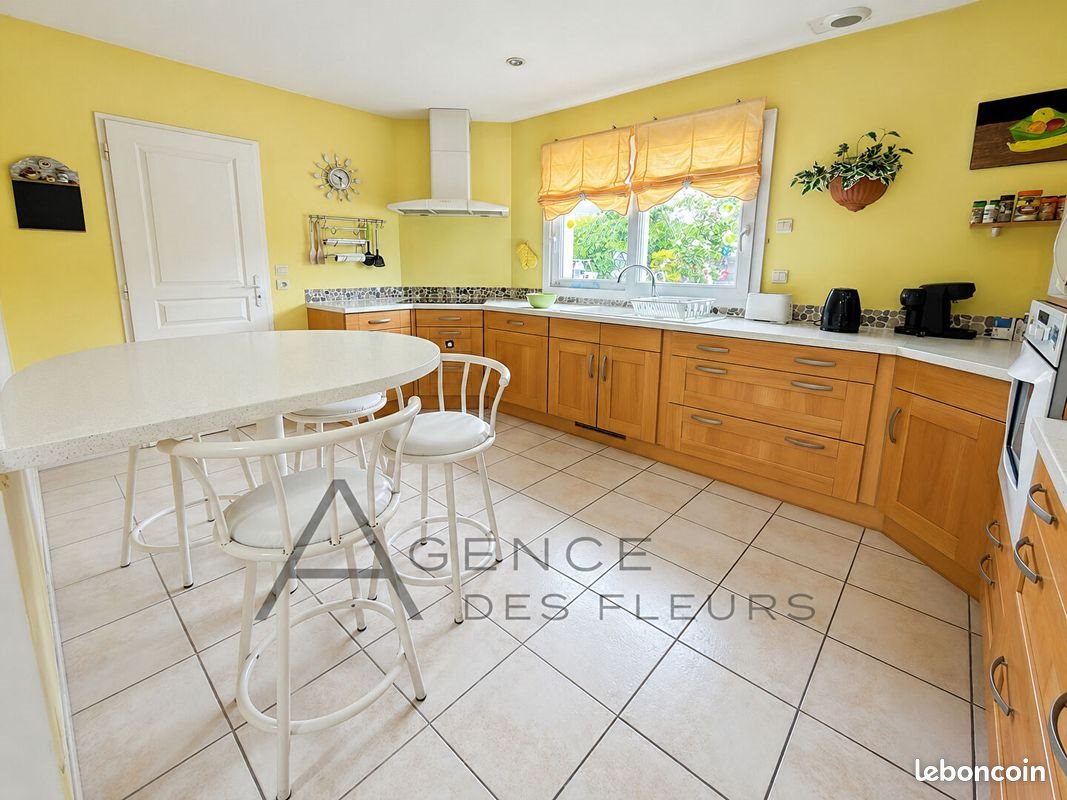 Maison à vendre, 190m², Cléon