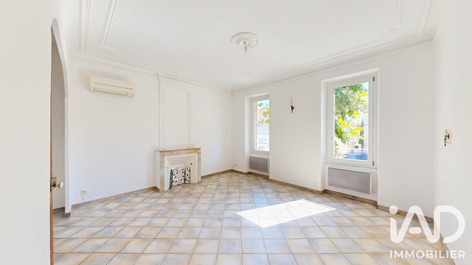 Maison à vendre, 97m², Sénas