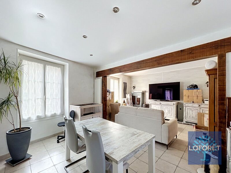 Maison à vendre, 138m², Cerny
