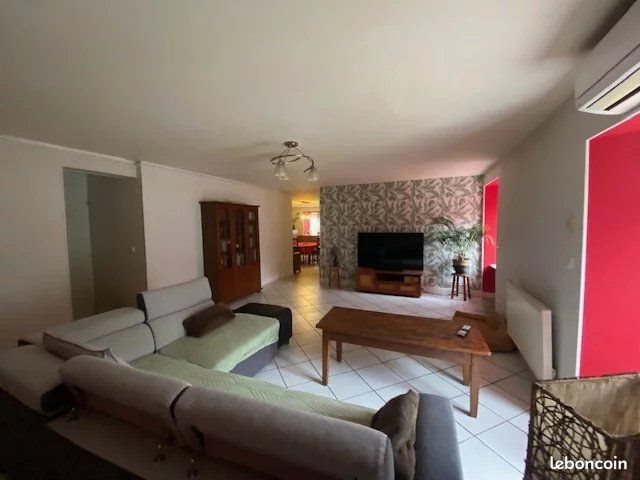 Maison à vendre, 230m², La Tour-d'Auvergne