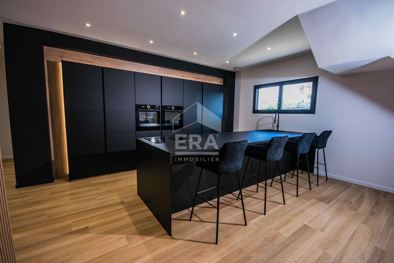 Maison à vendre, 177m², Cranves-Sales
