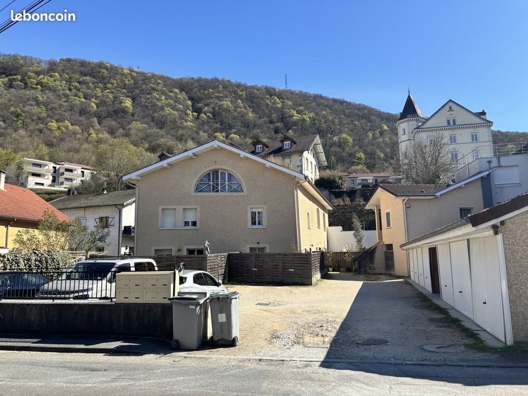 Appartement à louer, 60m², Poisat